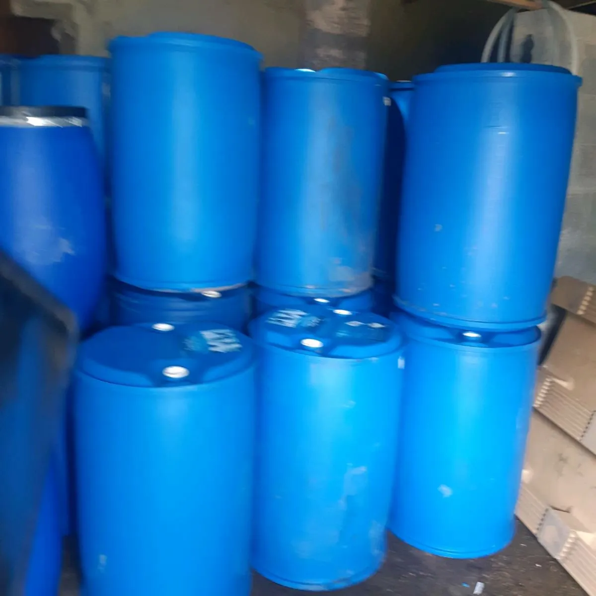 ibc tanks and some black  ibc tanks - Image 4