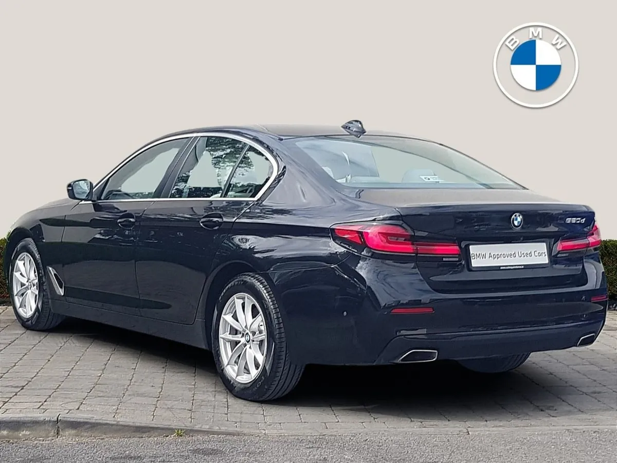 BMW 5 Series 520d SE - Image 2