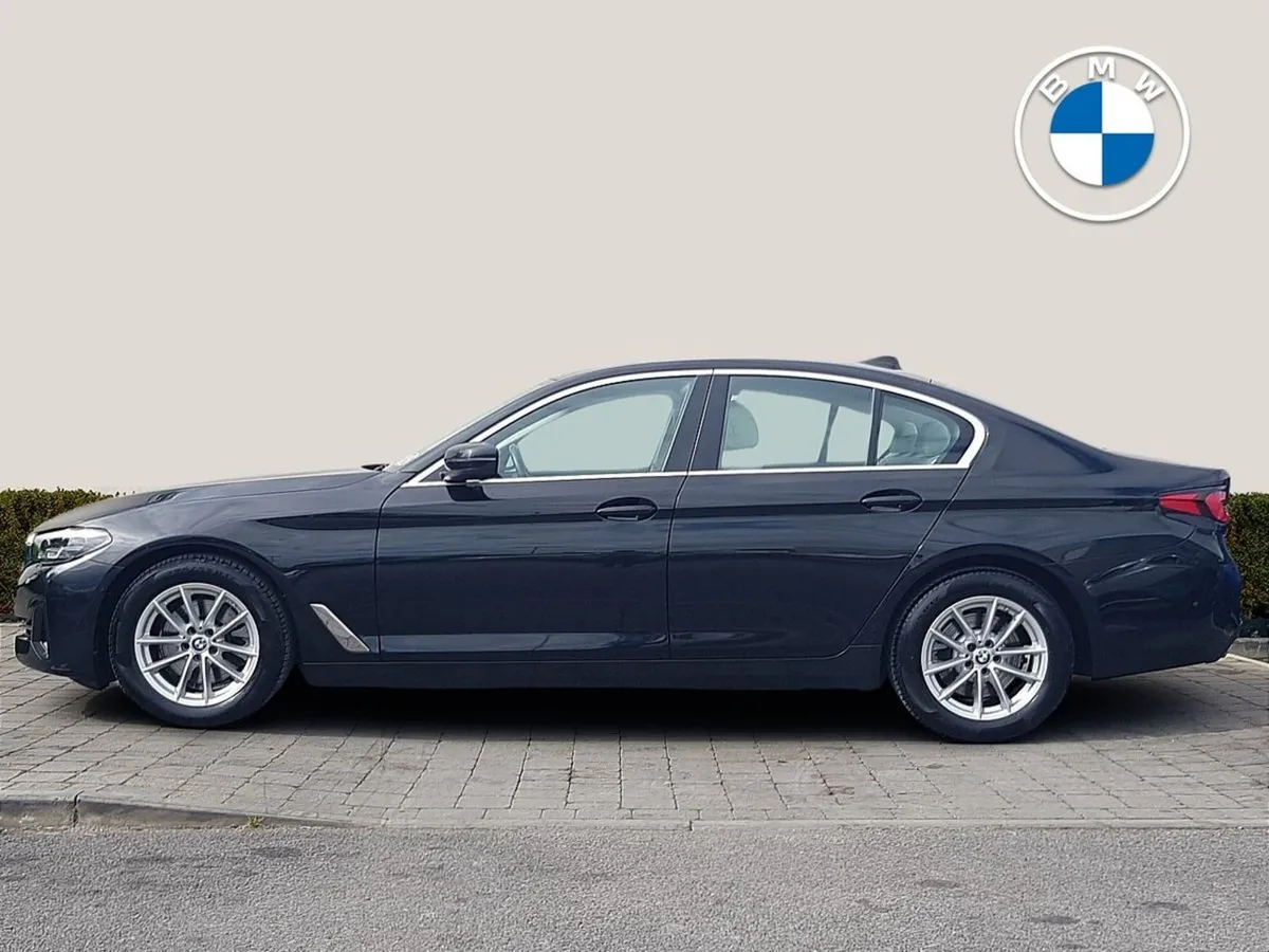 BMW 5 Series 520d SE - Image 3