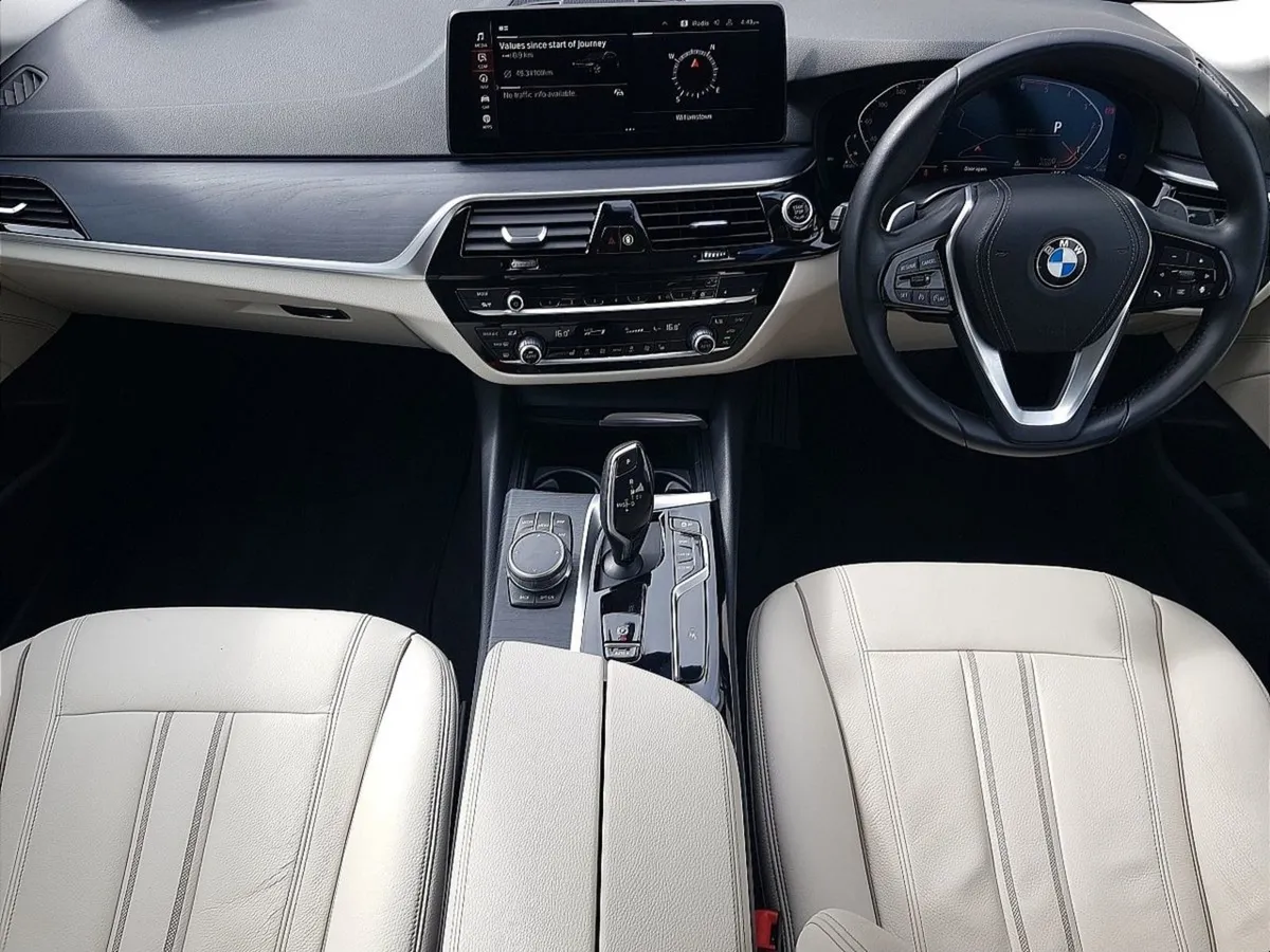 BMW 5 Series 520d SE - Image 4