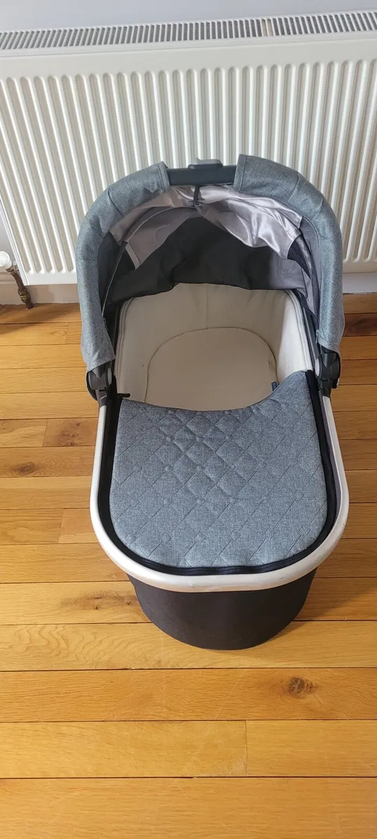 Uppababy Bassinet - Image 1