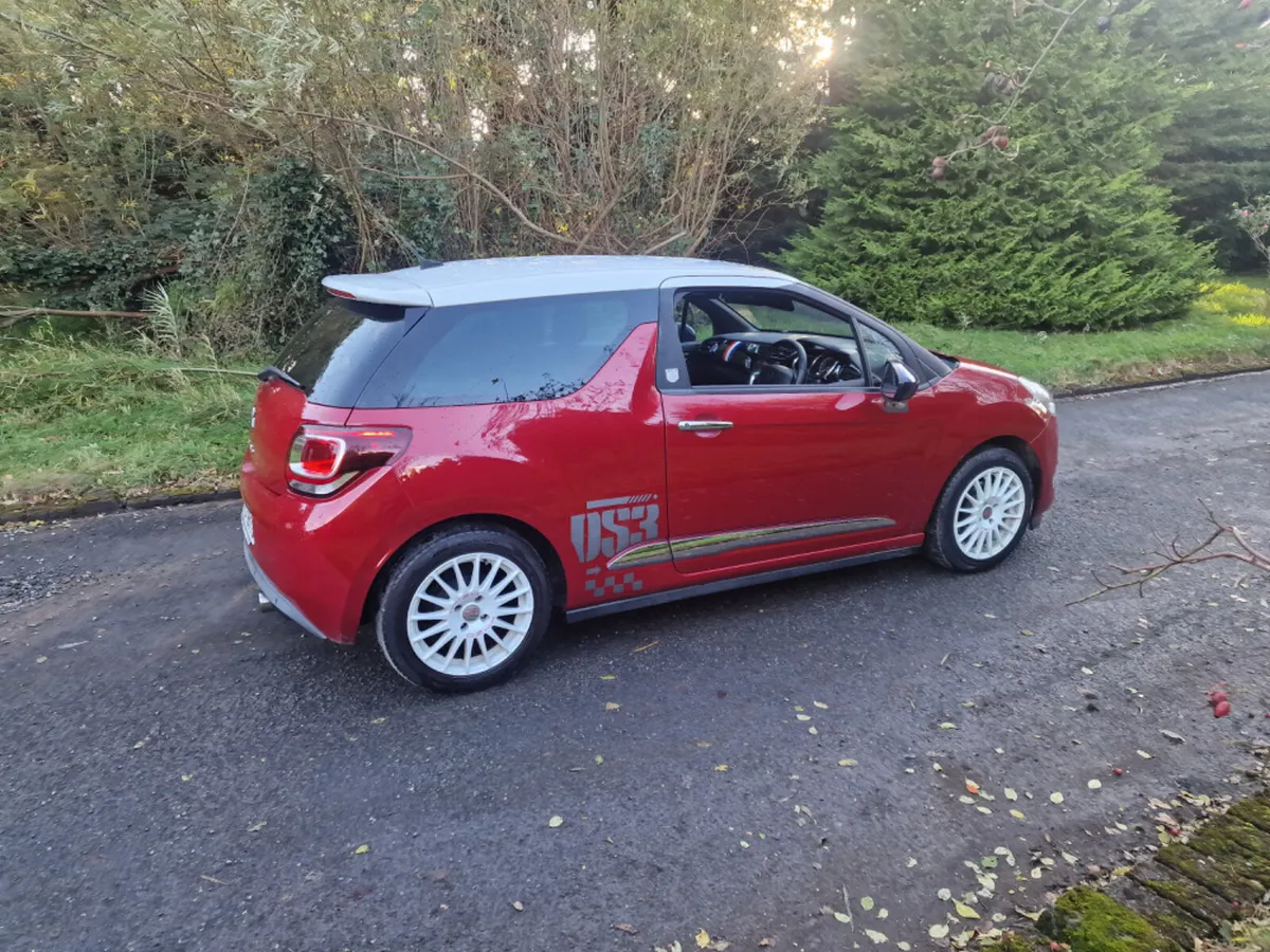 14 Citroen DS 3  1.2 AUTOMATIC - Image 2