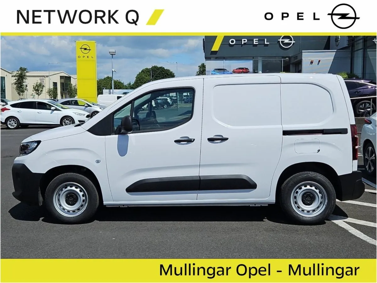 Opel Combo Komfort 1.5 L1 H1 100PS - Price Exclud - Image 3