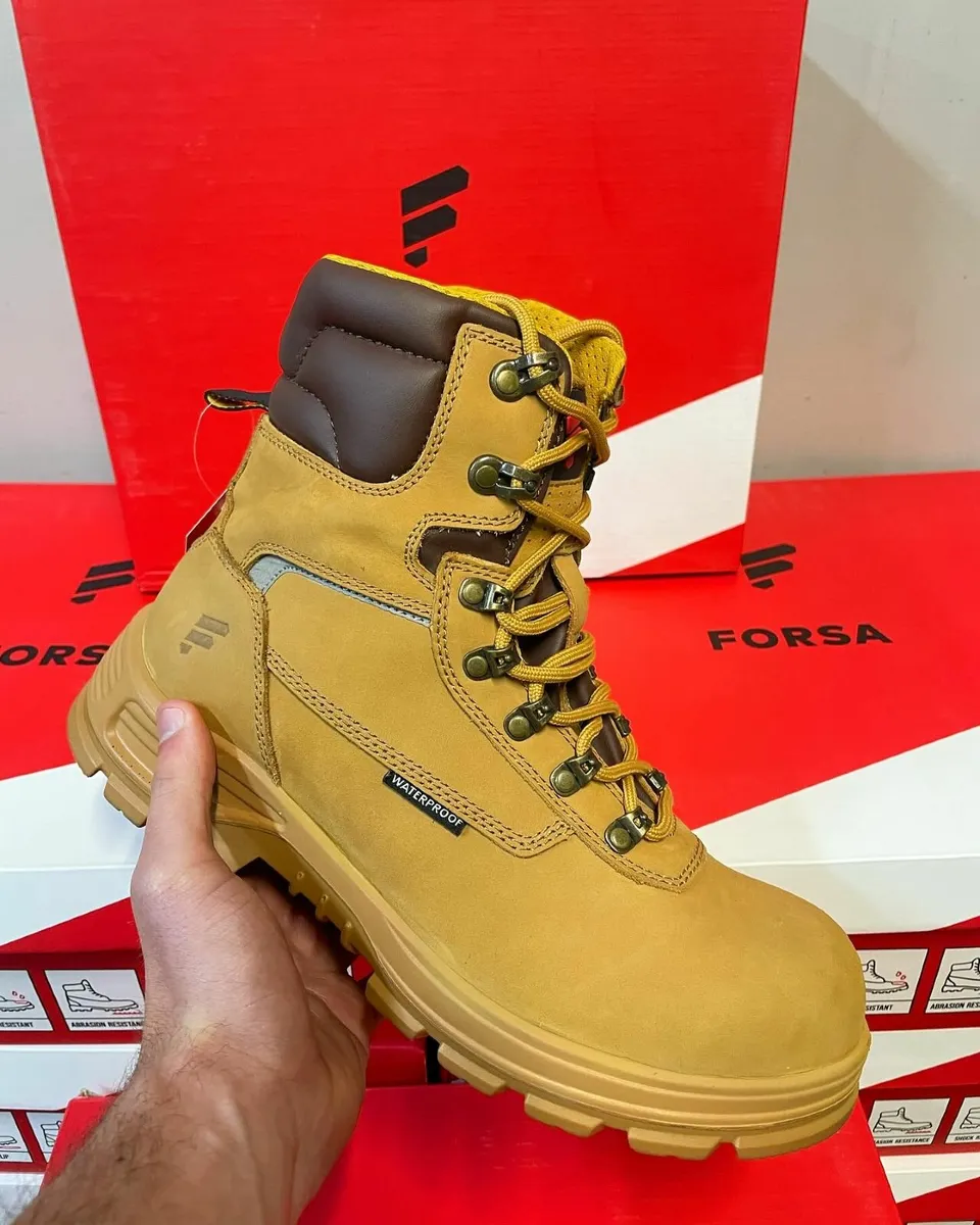 Waterproof Work Boots at Toolman.ie - Image 4