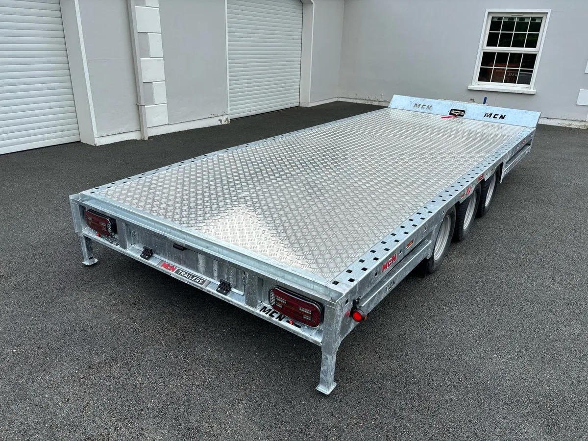 16ft beavertail transporter trailer low loader - Image 4