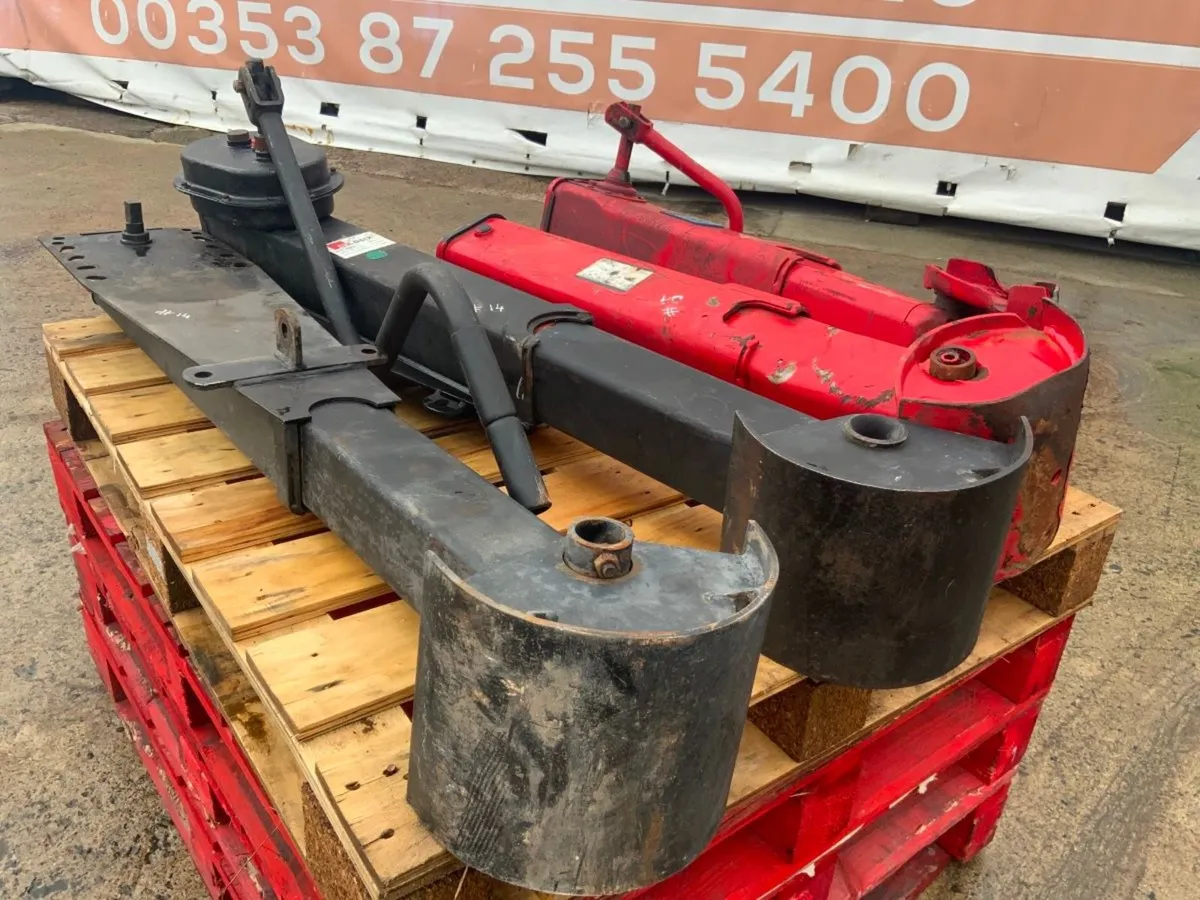 ARTIC TRAILER LANDING LEGS.......14 / 15. - Image 3