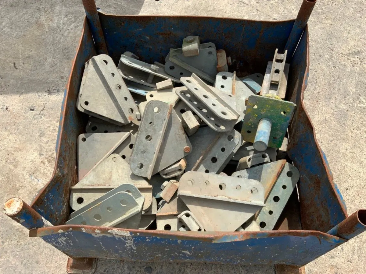 SHUTTERING FORMWORK SUPPORT BRACKETS..... - Image 4