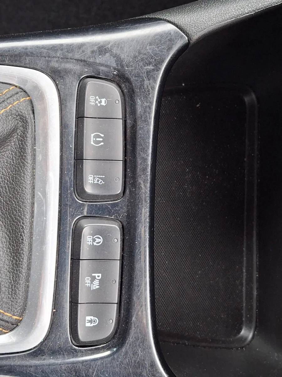 OPEL CROSSLAND X SE 1.5 D T 120PS 2019(19) - Image 4