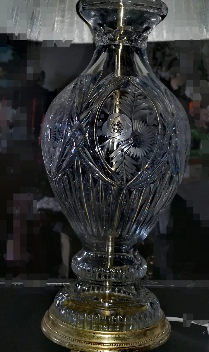 Fabulous cut crystal large lamp - Image 2