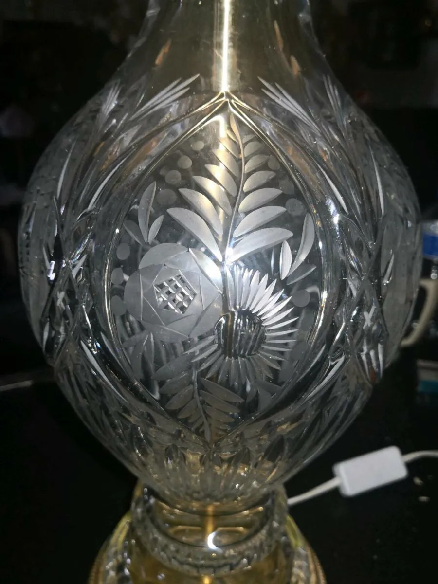 Fabulous cut crystal large lamp - Image 3