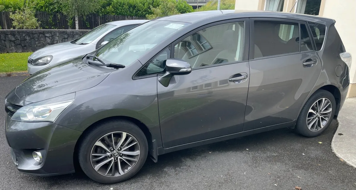 Toyota Verso 2016 1.6 D Sol SkyView for sale in Co. Clare for €11,500