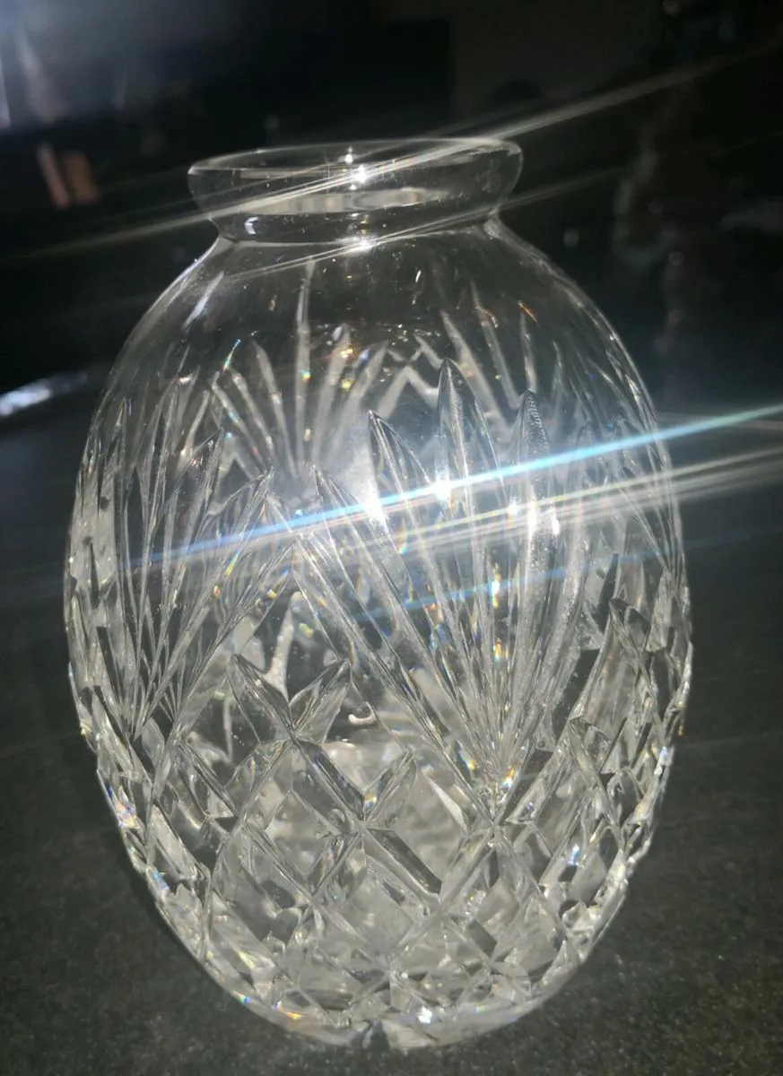 Galway crystal Ashford cut vase - Image 1