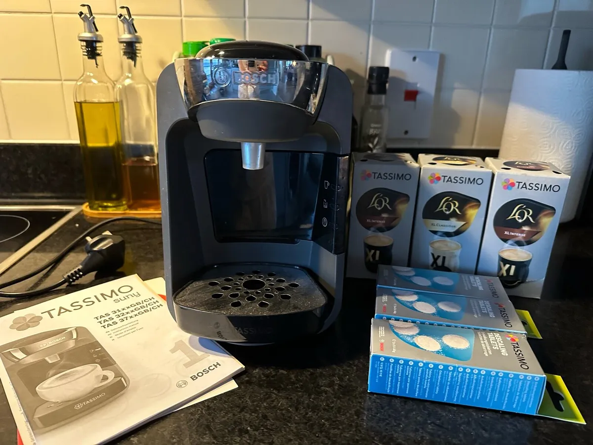 Tassimo Suny coffee machine & coffee pods & dewcal for sale in Co