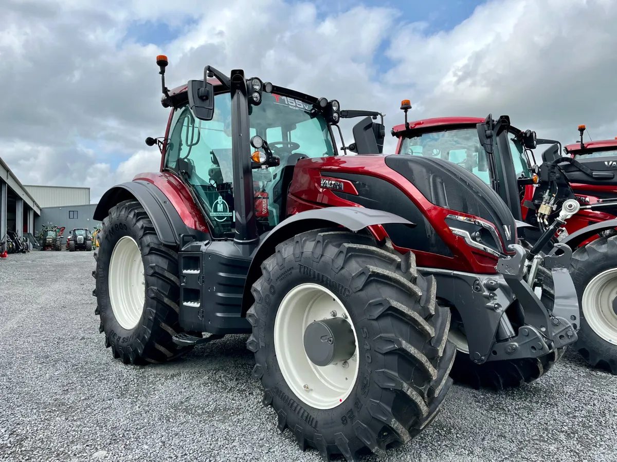 Valtra T155 -Active ,Direct ,Versu - Image 3