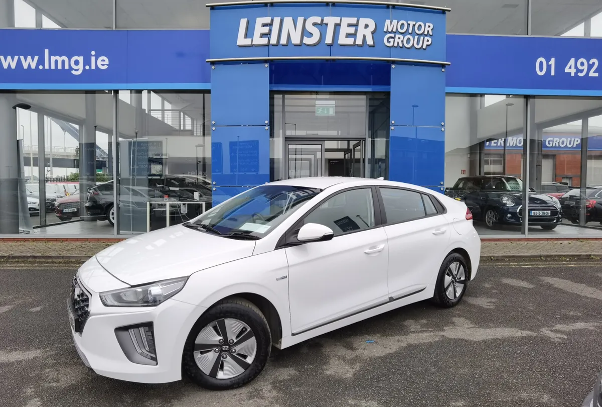 HYUNDAI IONIQ 1.6 SE CONNECT PETROL HYBRID - Image 1
