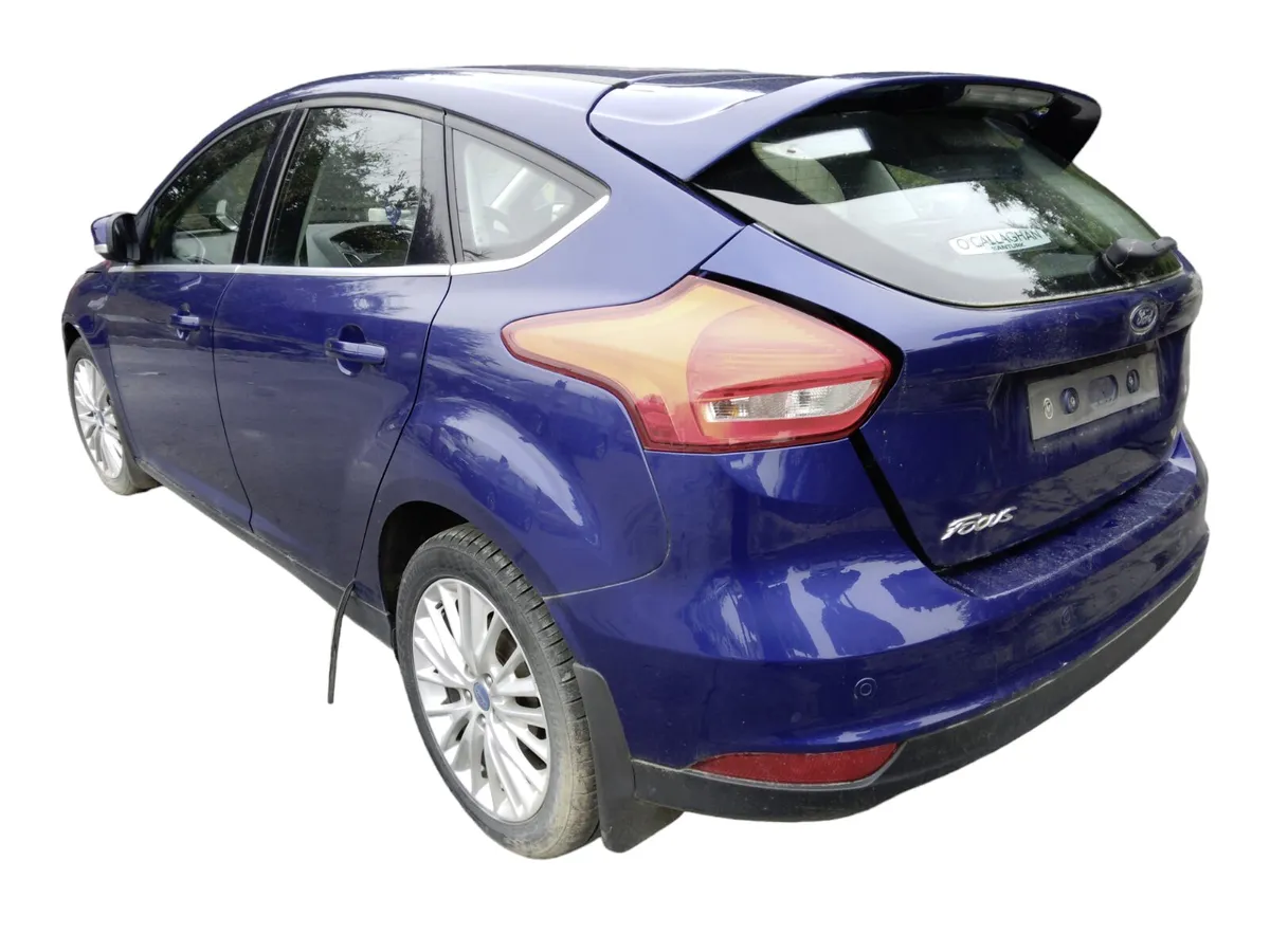 2015 FORD FOCUS For Breaking/Dismantling - Image 3