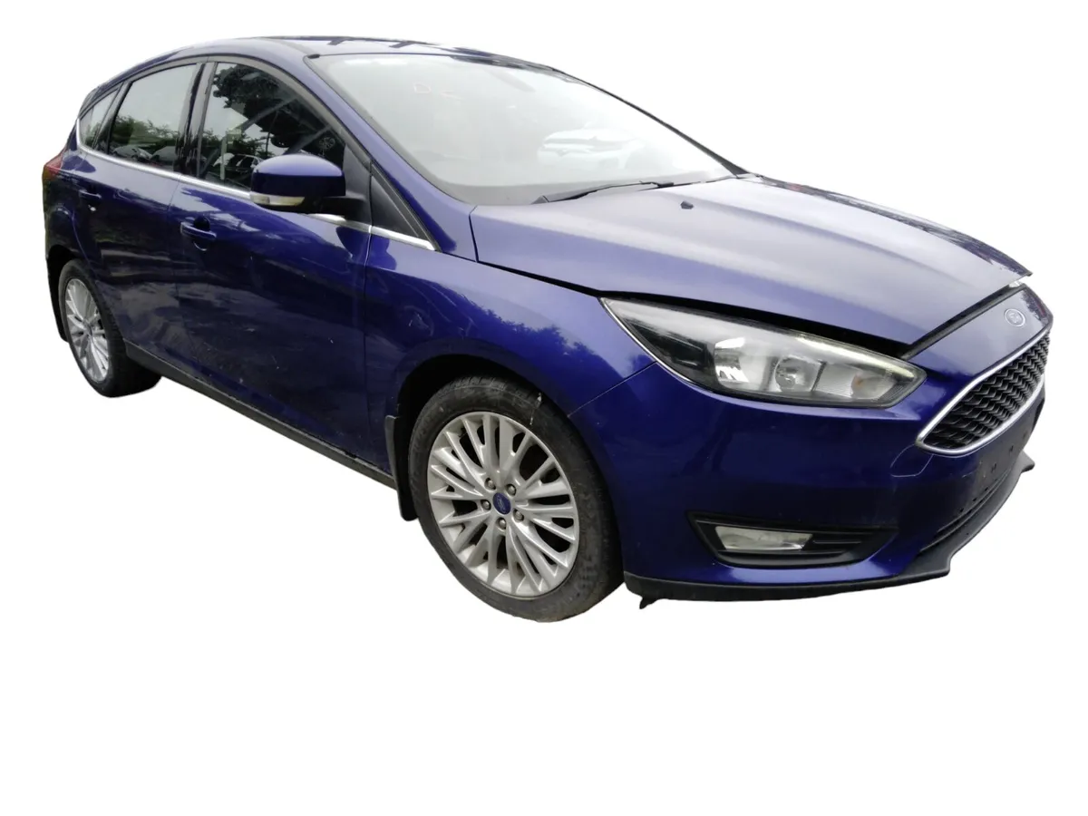 2015 FORD FOCUS For Breaking/Dismantling - Image 4
