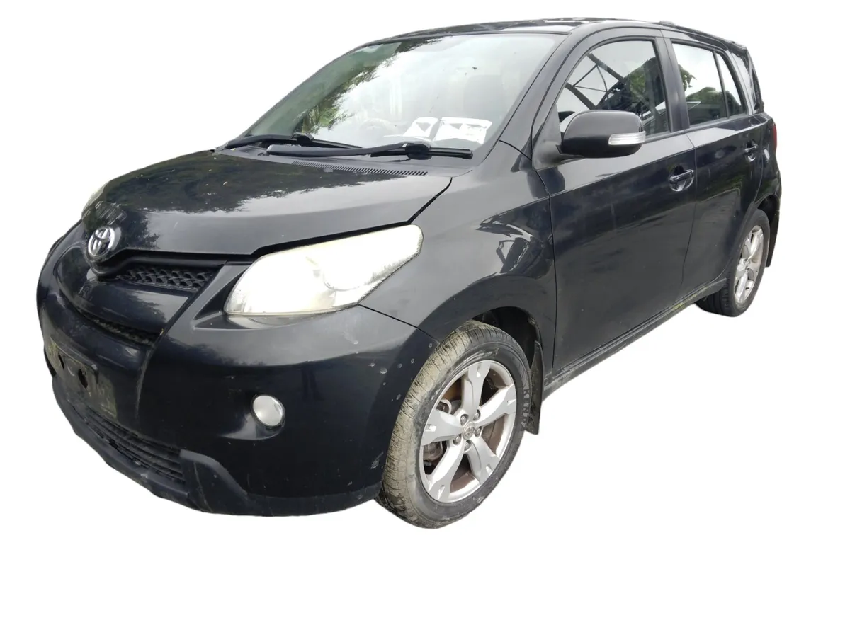 2010 TOYOTA URBAN CRUISER For Breaking/Dismantling - Image 1