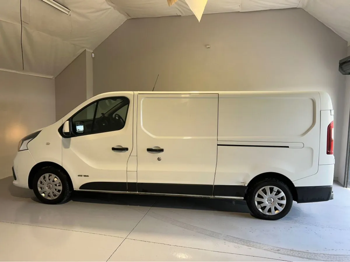 Renault Trafic LWB New DOE - Image 1