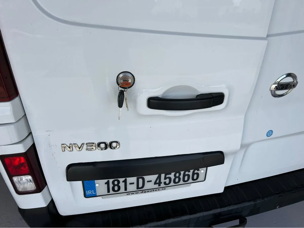 Renault Trafic LWB New DOE - Image 3