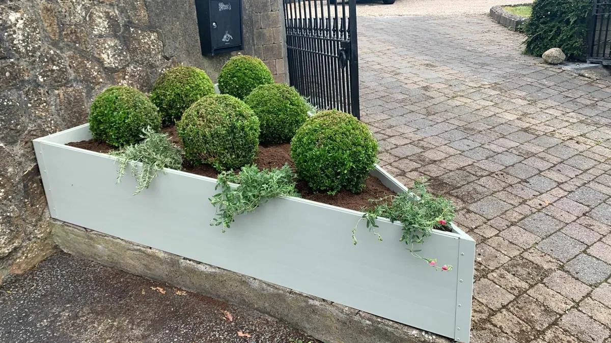 Aluminum Planters - Image 2