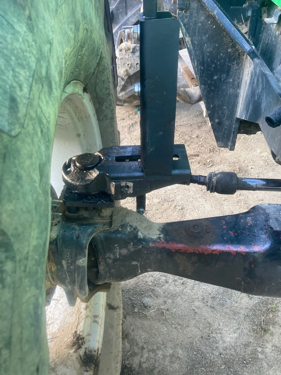 SWIVEL FRONT MUDGUARD BRACKETS - Image 1