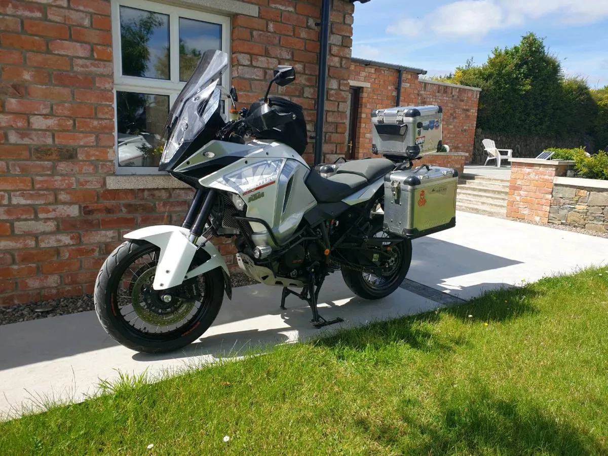 KTM 1290 SUPER ADVENTURE T - Image 1