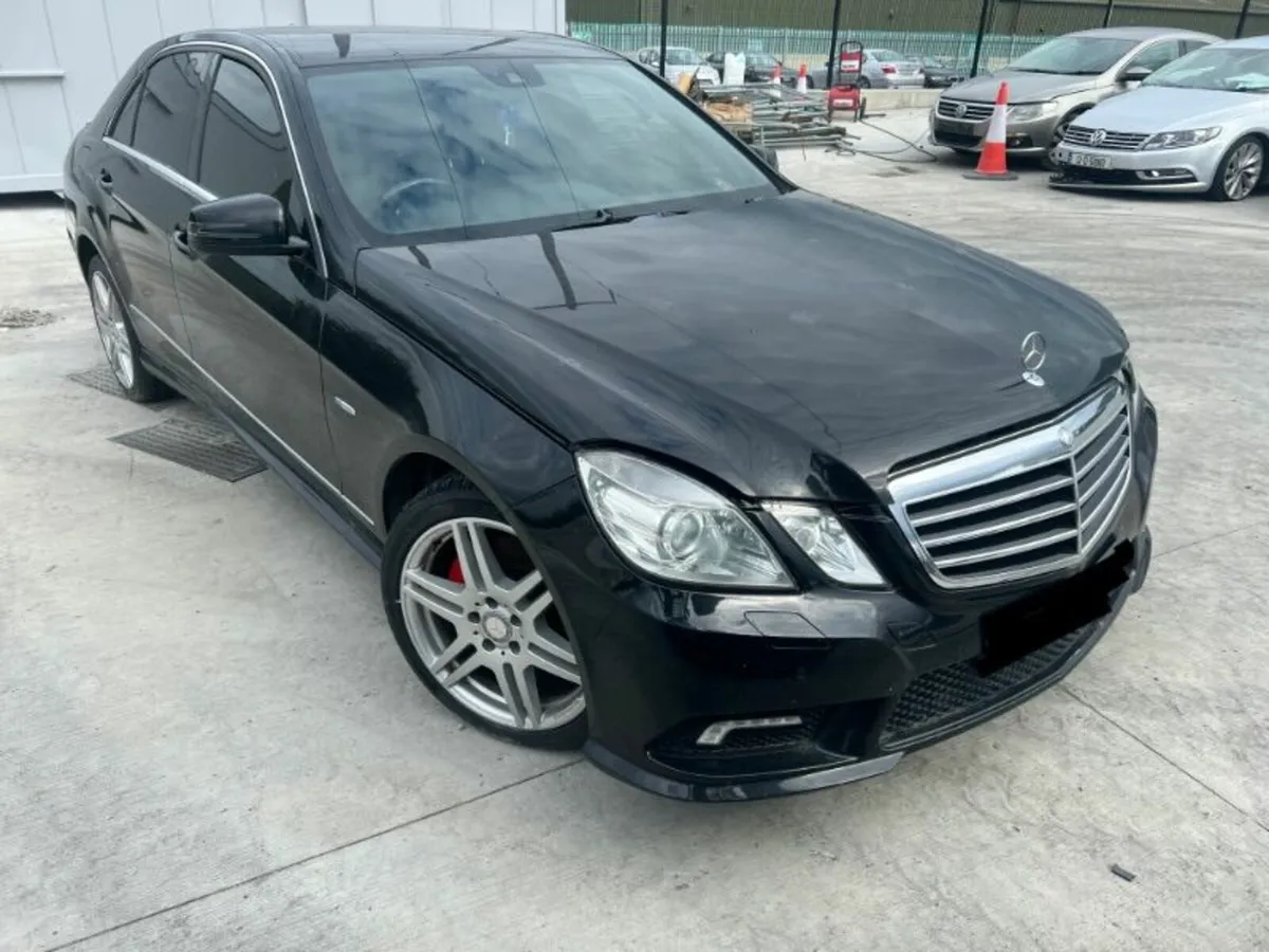 09 MERCEDES E-CLASS  220 Breaking only - Image 1