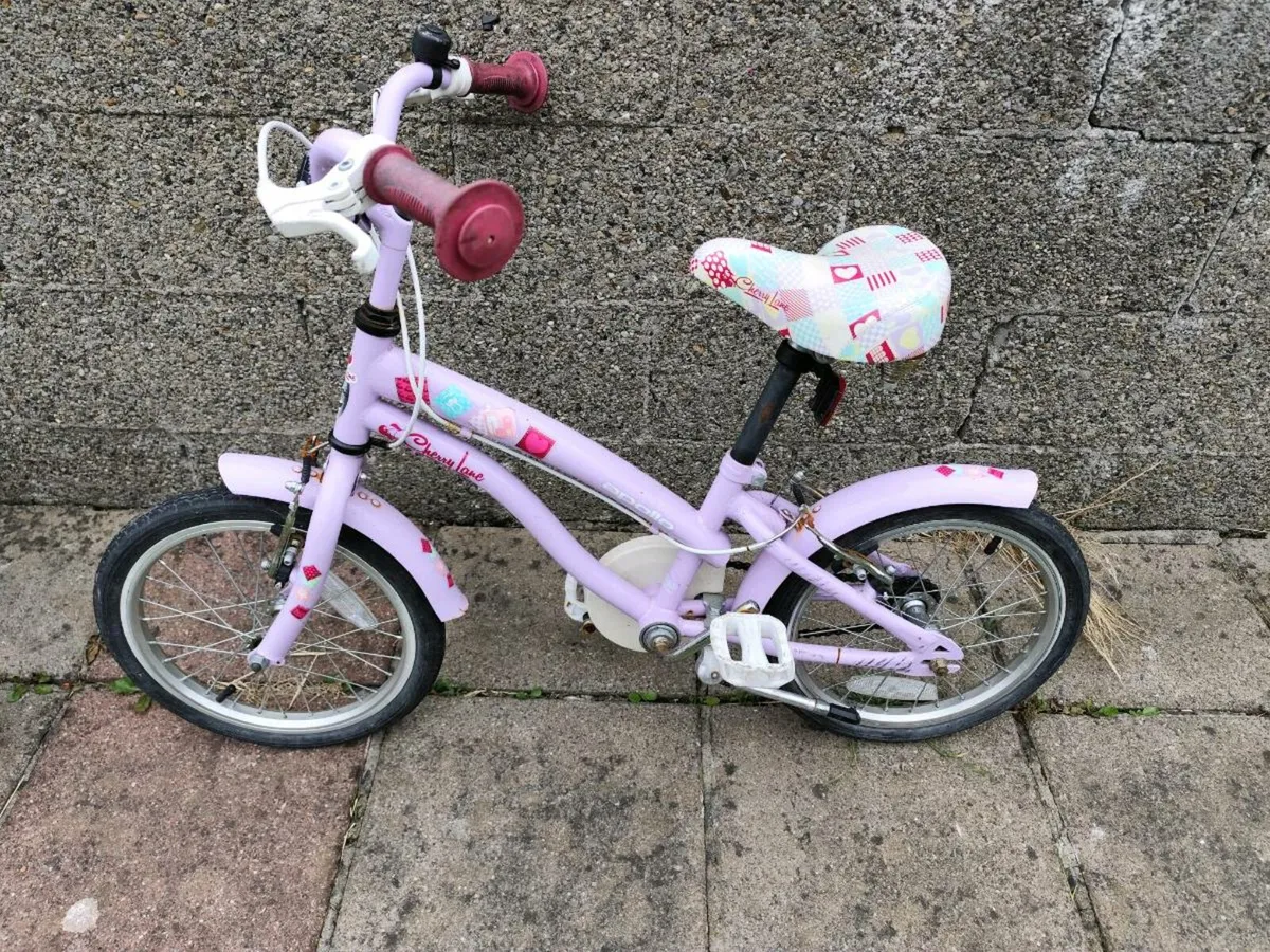 Girls bike for sale in Co. Dublin for 35 on DoneDeal