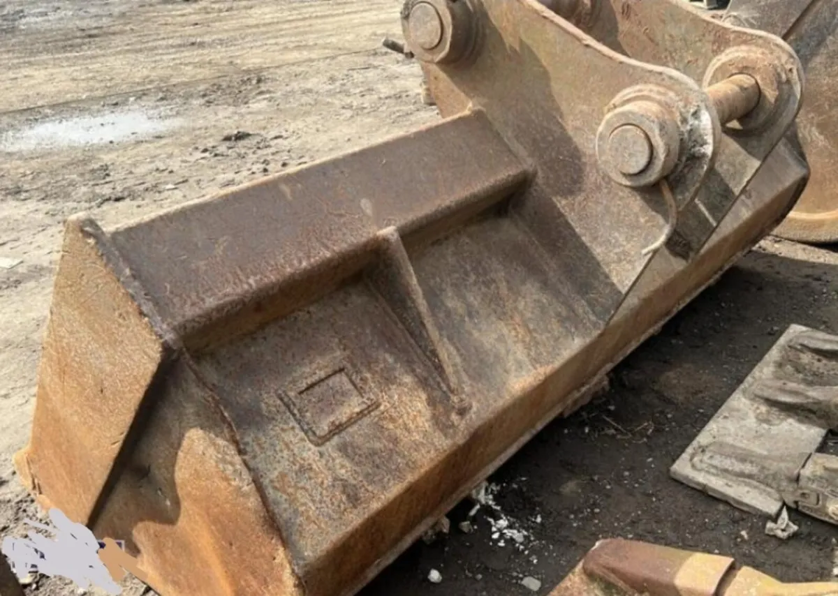 6FT DITCHING GRADING BUCKET (70MM PINS) - Image 4