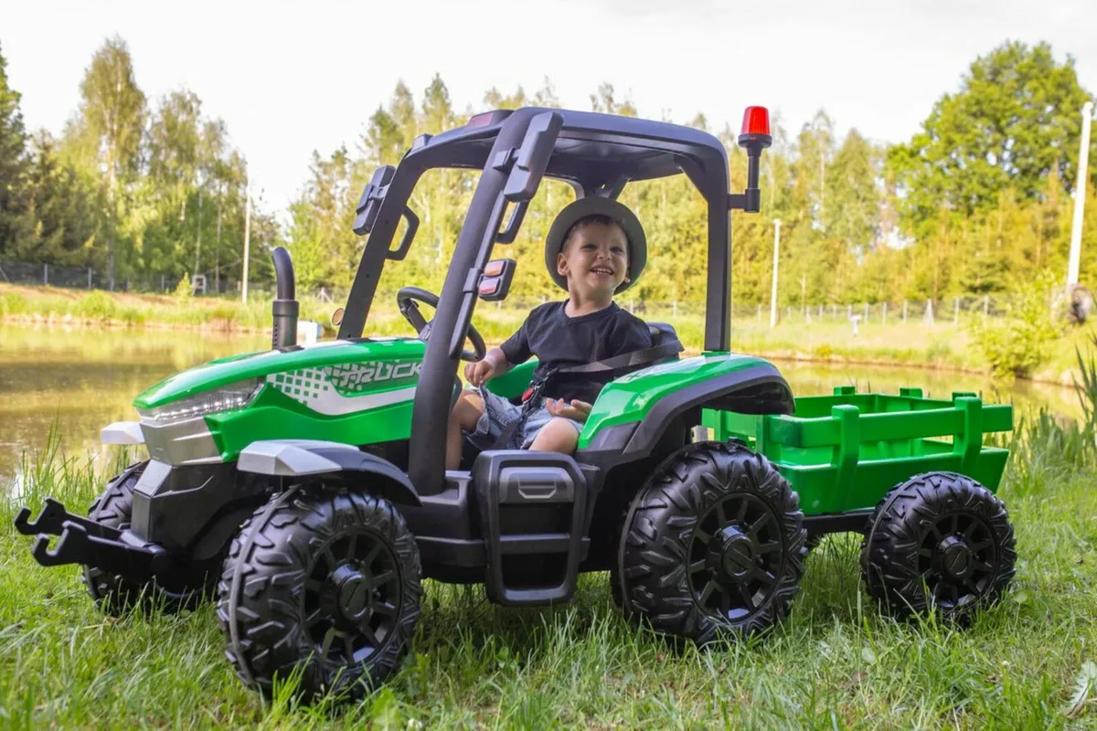 AgriPow 24V Electric Ride On Tractor with Trailer - Image 2