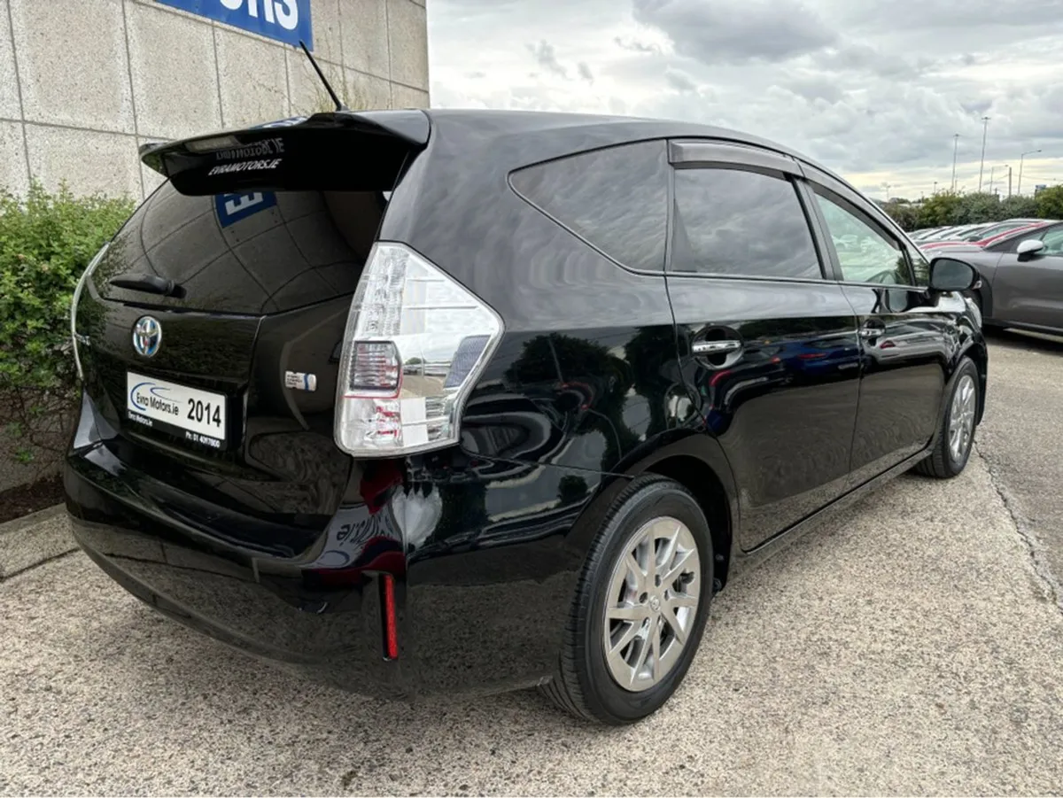 Toyota PRIUS+ 7 Seater Automatic 1.8 Petrol Hybri for sale in Co ...