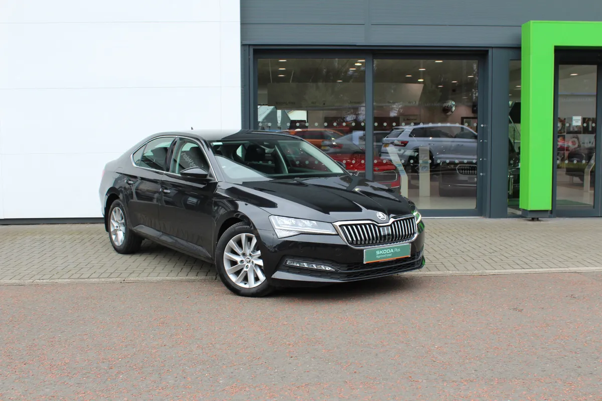 Skoda Superb 2024 - Image 1