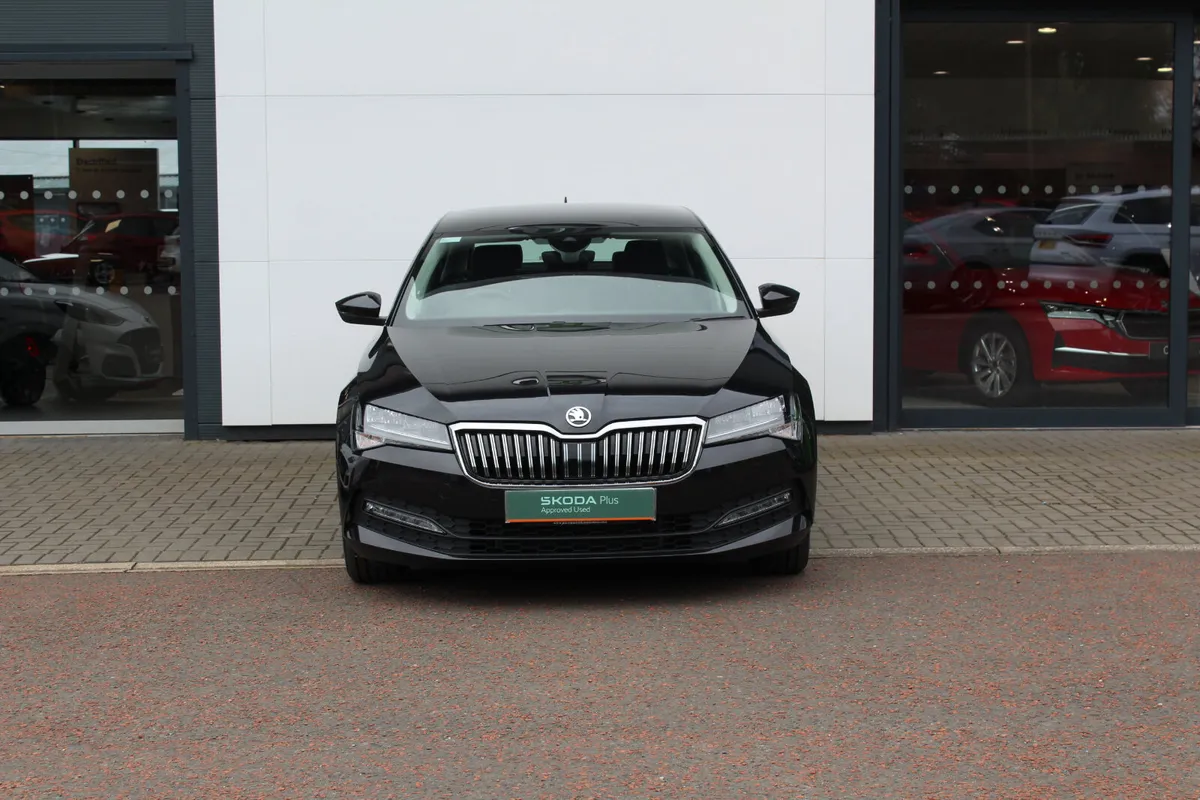 Skoda Superb 2024 - Image 2