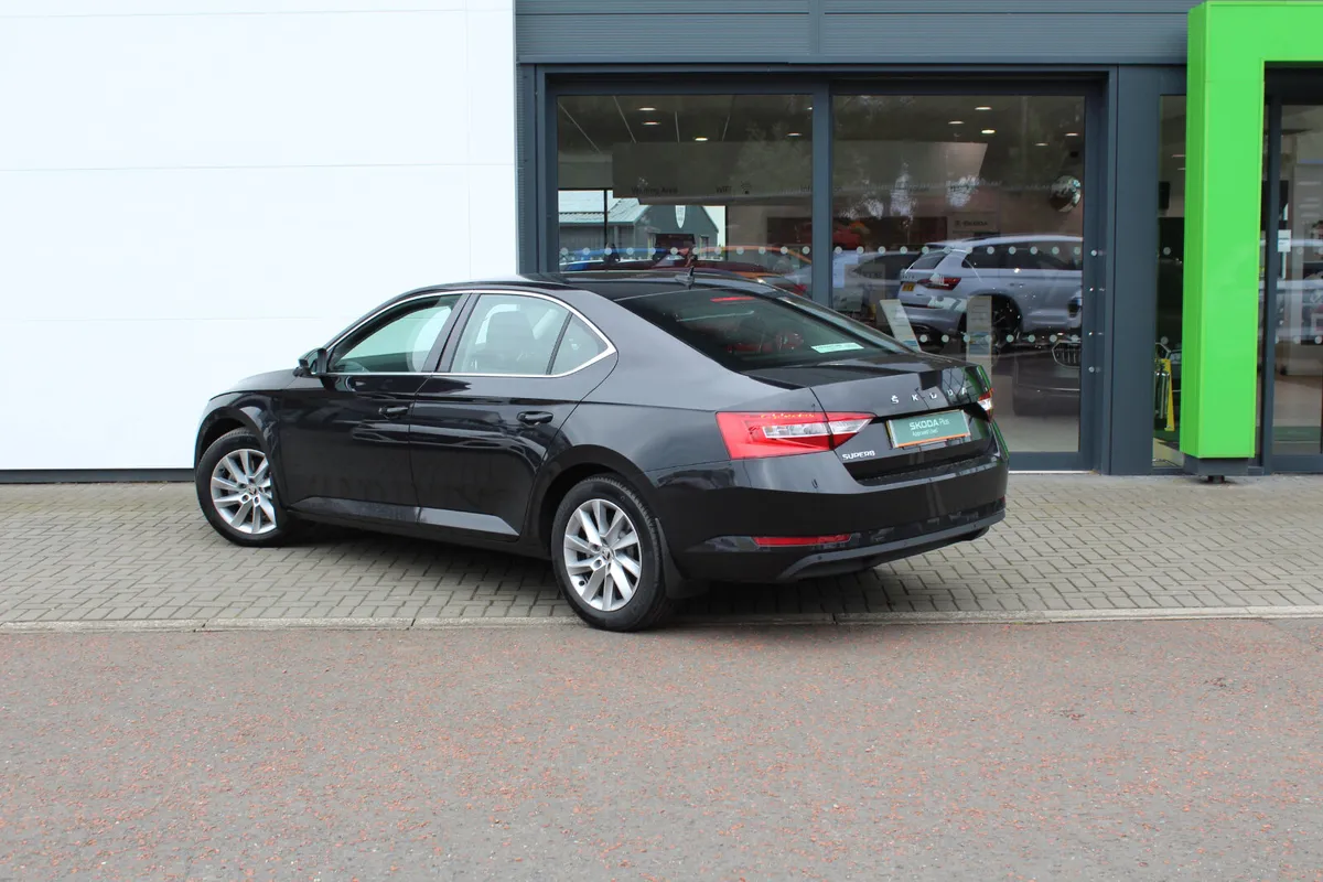 Skoda Superb 2024 - Image 3