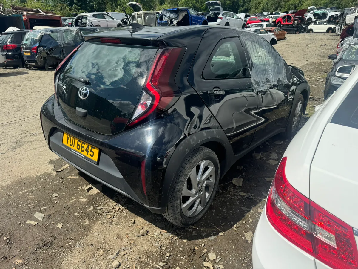 Breaking 2023 Toyota aygo 1.0 vvti - Image 4