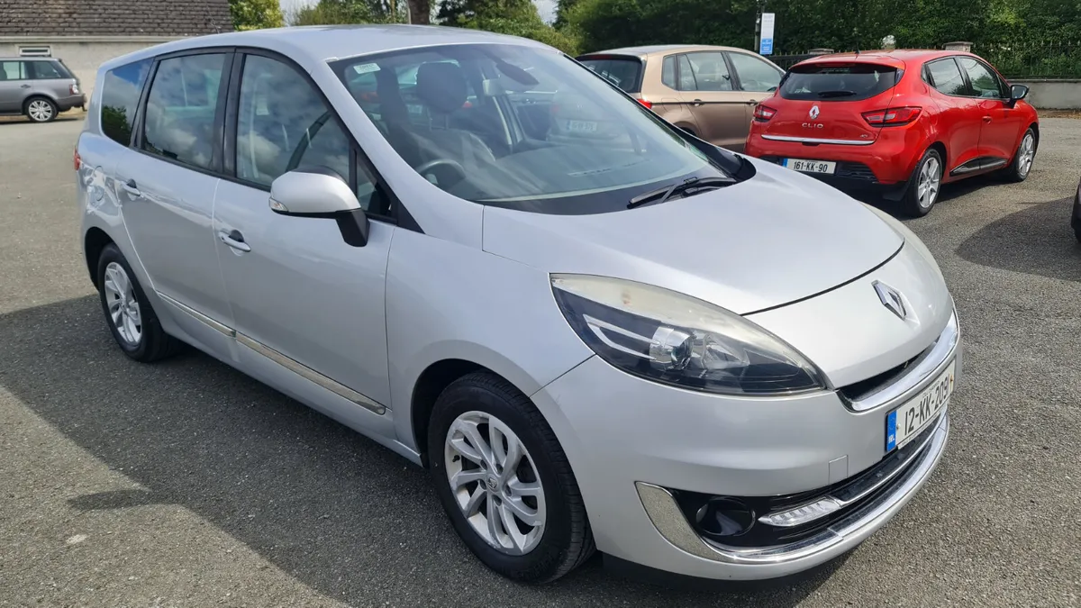 12 Renault Grand Scenic 1.5 Dci Dynamique Tom tom - Image 3