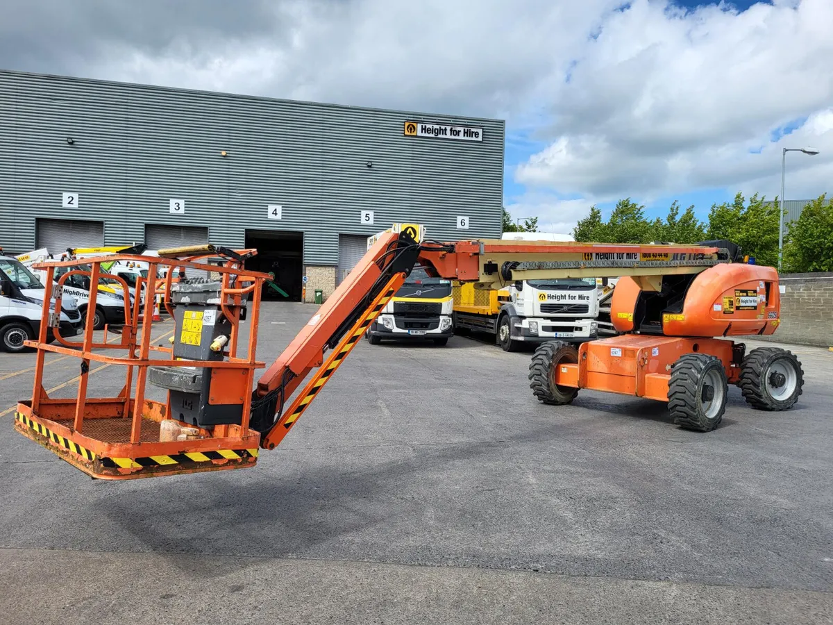 JLG 660 SJ Telescopic Boom - year 2013 - Image 4