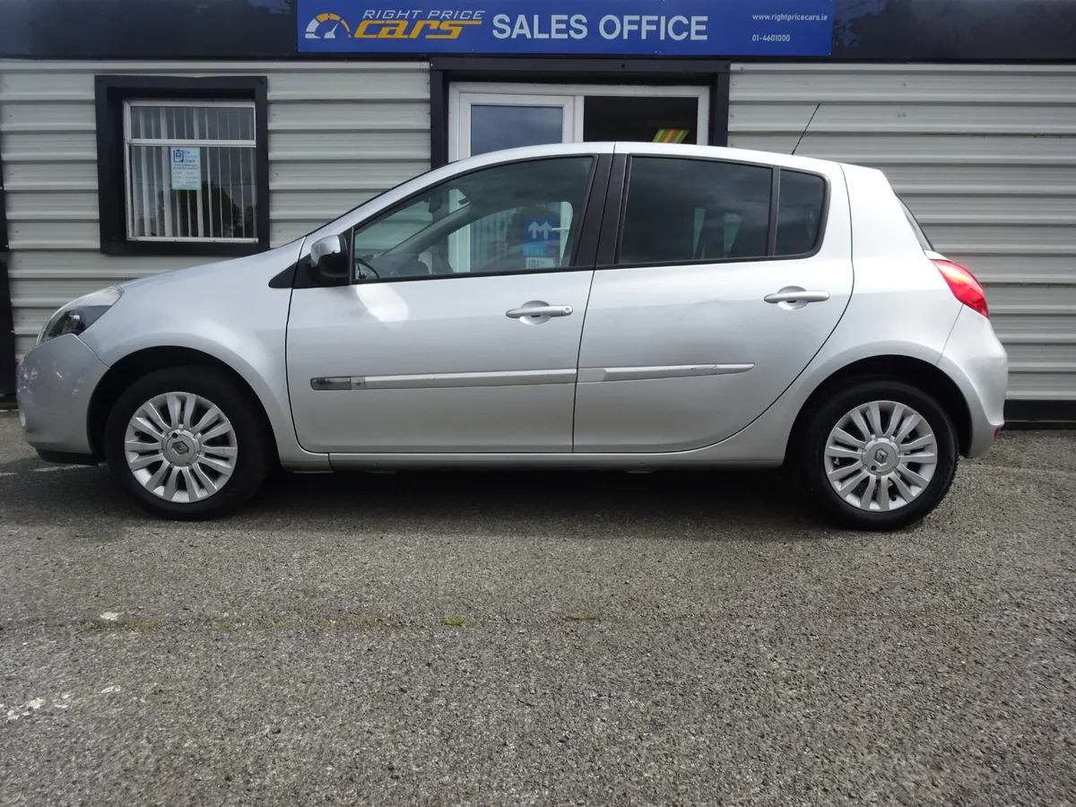 RENAULT CLIO 1.5 DCI 5 DOOR DYNAMIQUE - Image 4