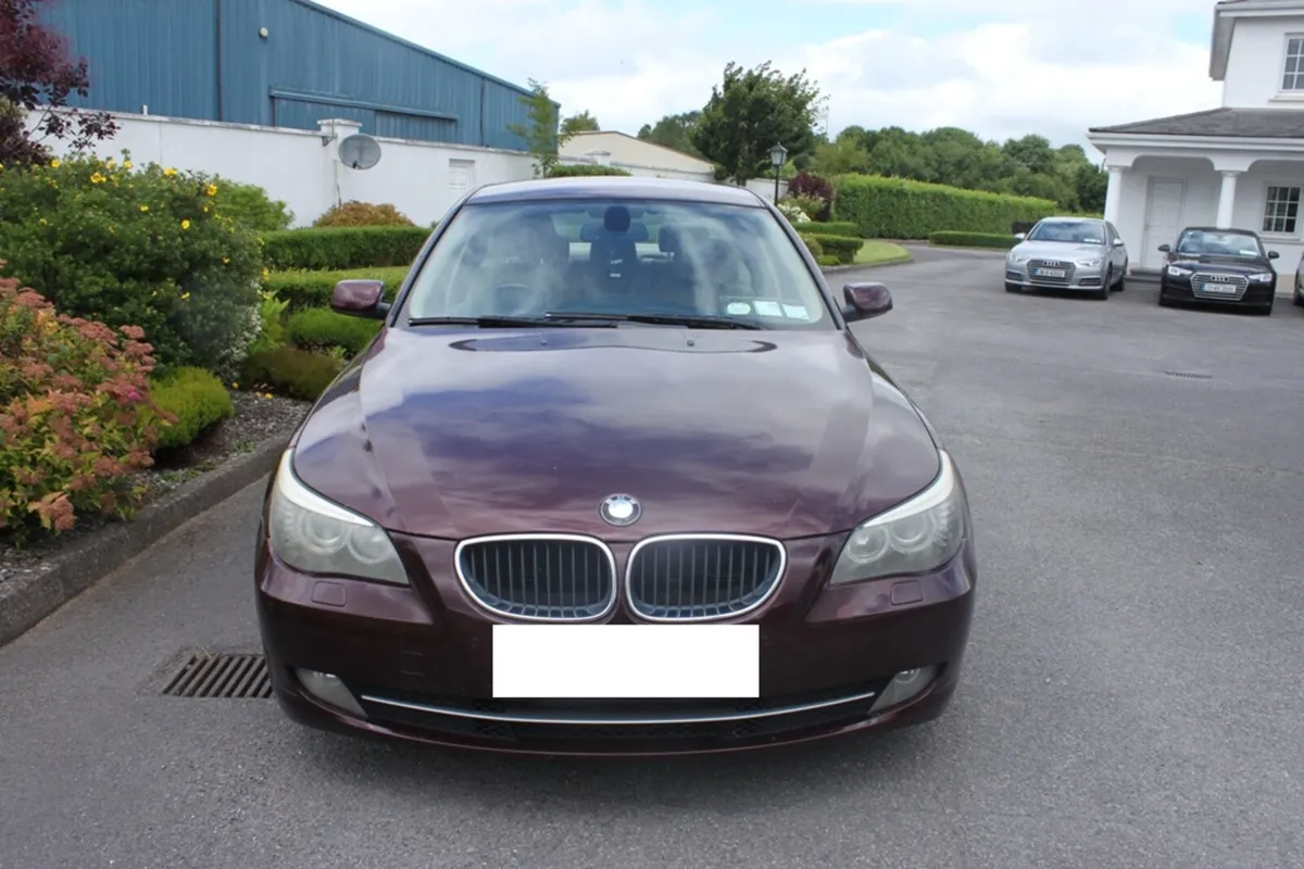 BMW 520D 2.0 Saloon LCI,  2009 - Image 1