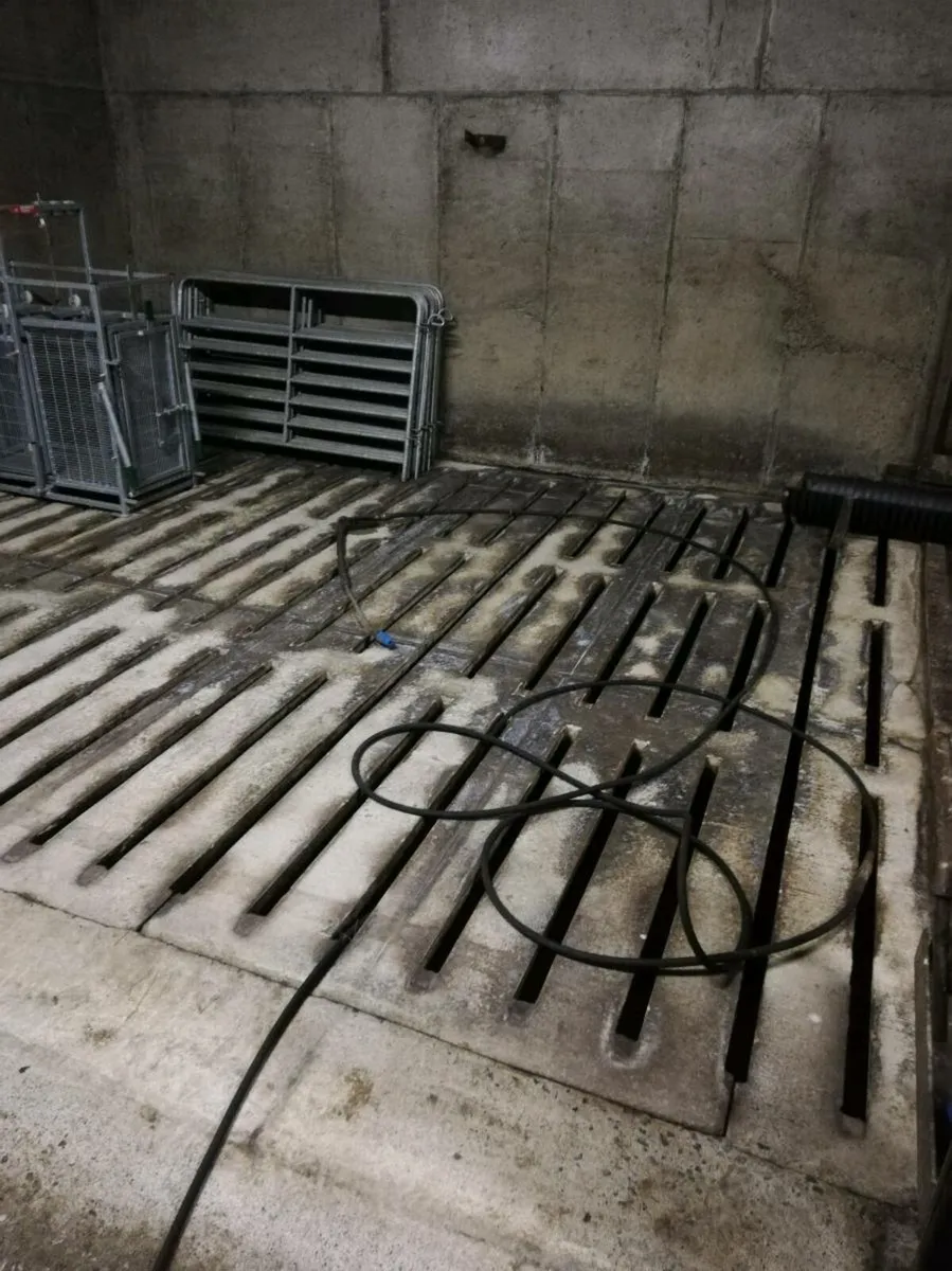 Cattle slats 12ft 6 for sale in Co. Mayo for €750 on DoneDeal