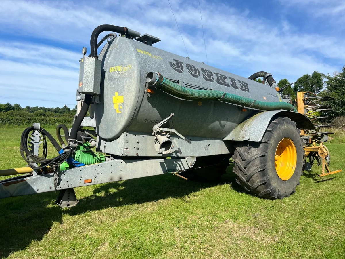 Joskin 10000L Tank and Trailing Shoe - Image 2