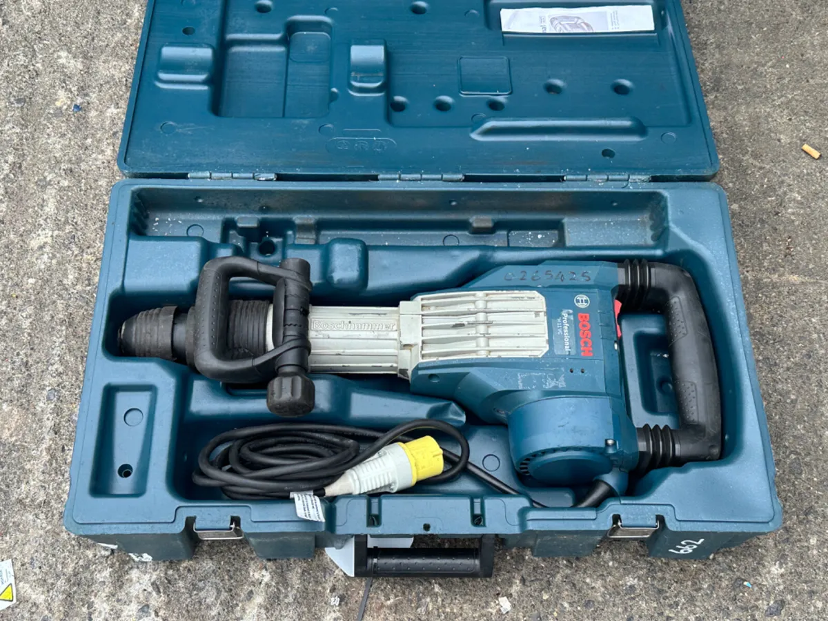 Choice of 6 Bosch Breakers - Image 2