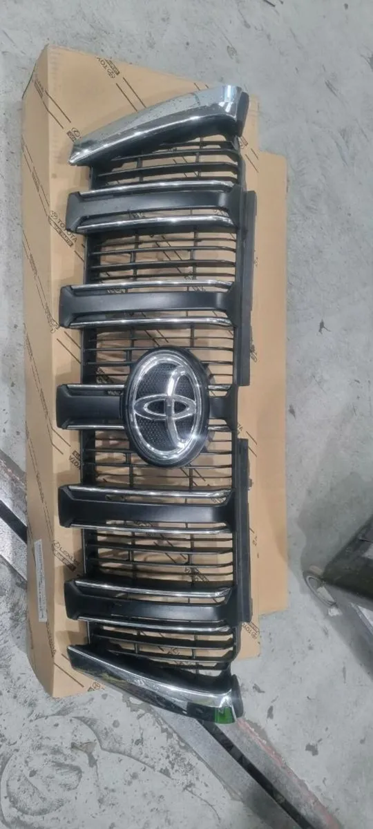 Toyota landcruzer vw passat - Image 1