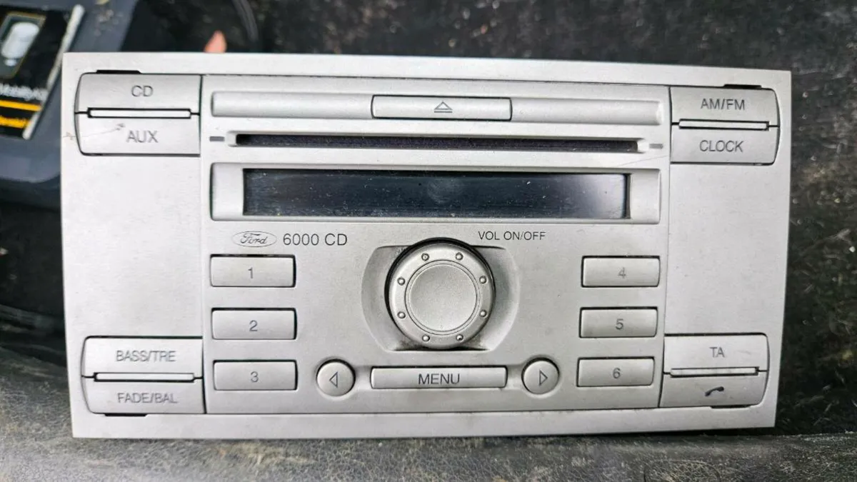 Ford radio CD 6000 - Image 1
