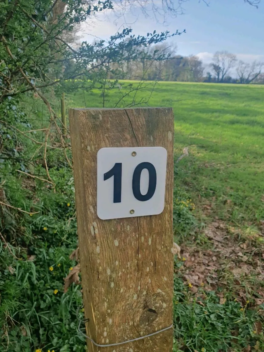 Paddock Numbers & Custom Field Name Signs - Image 3