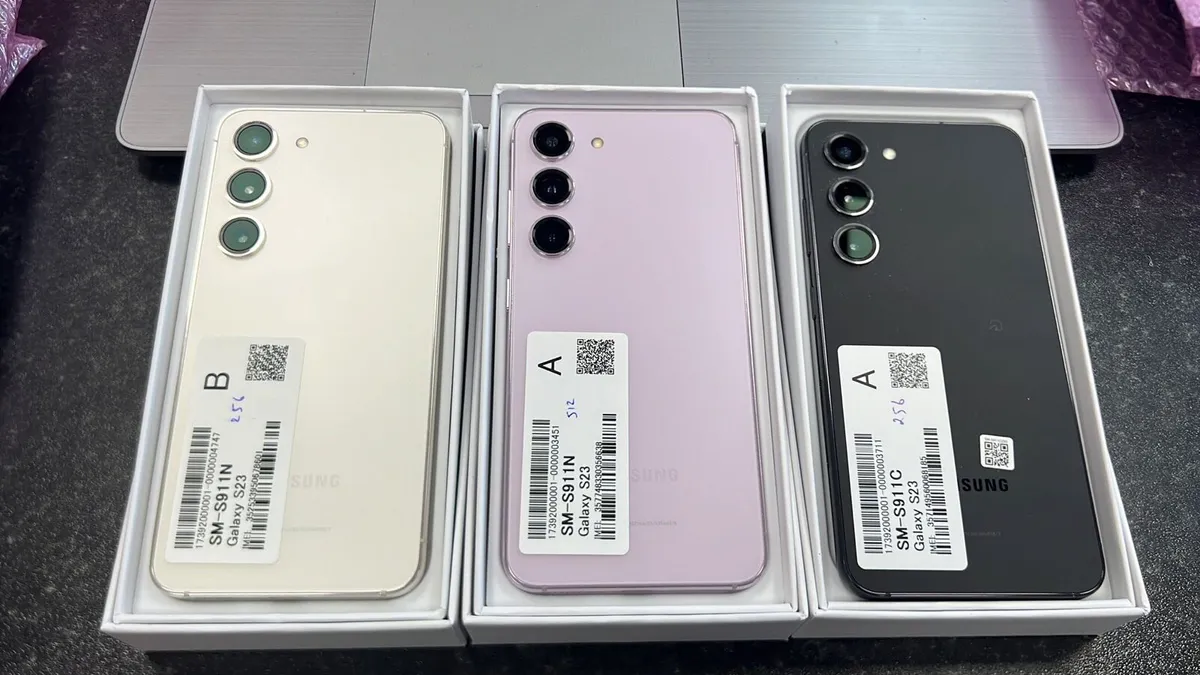 Samsung S22 and S23 unlocked - Image 1