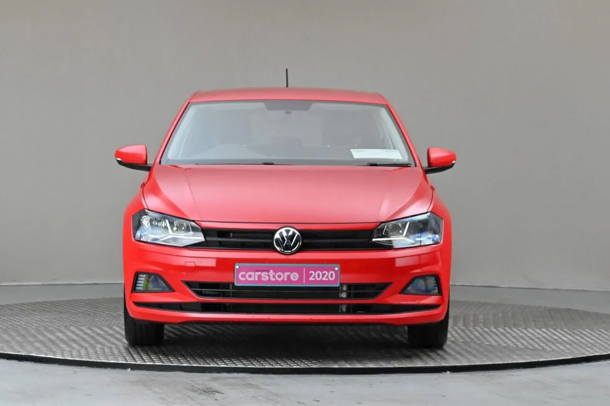 Volkswagen Polo 1.0 TSI DSG  car Play Auto privac - Image 3