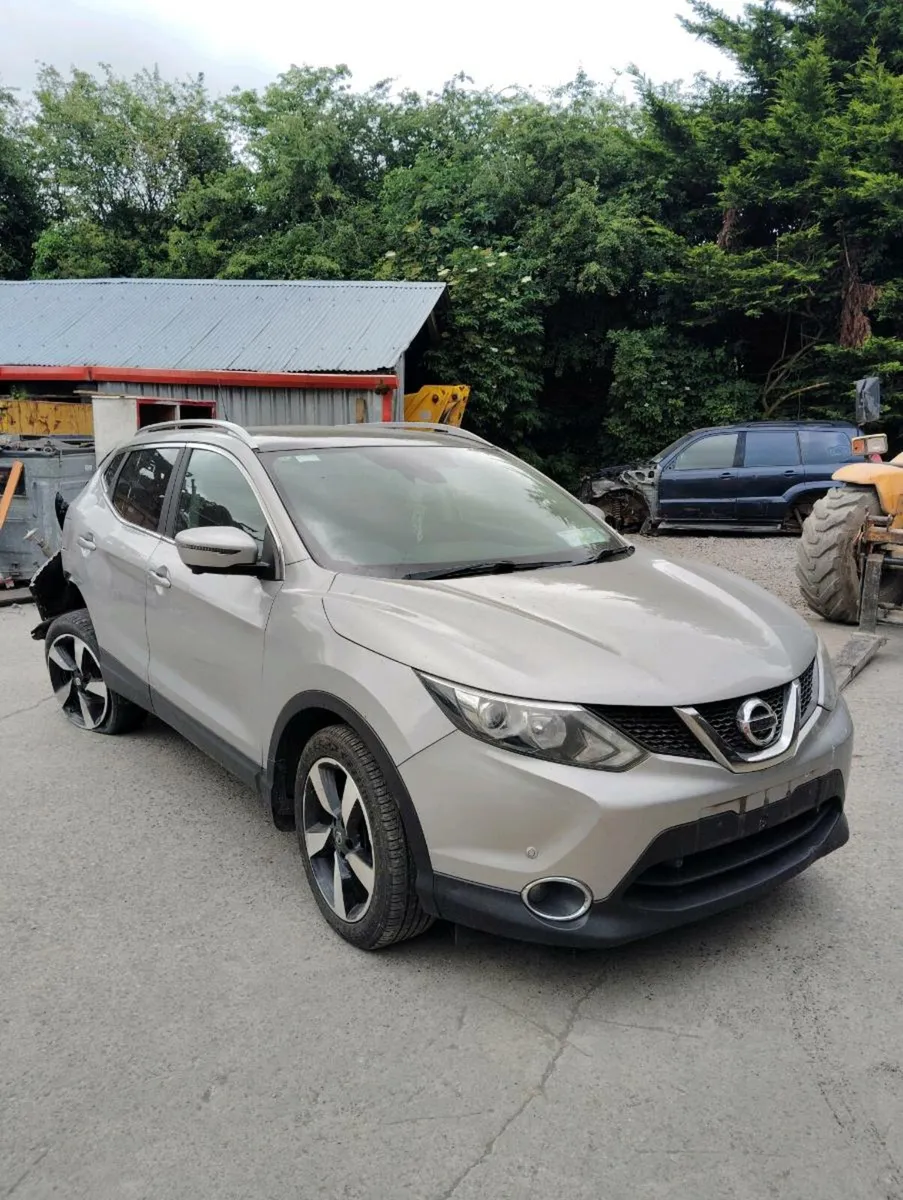 Breaking nissan qashqai 2016 diesel - Image 1