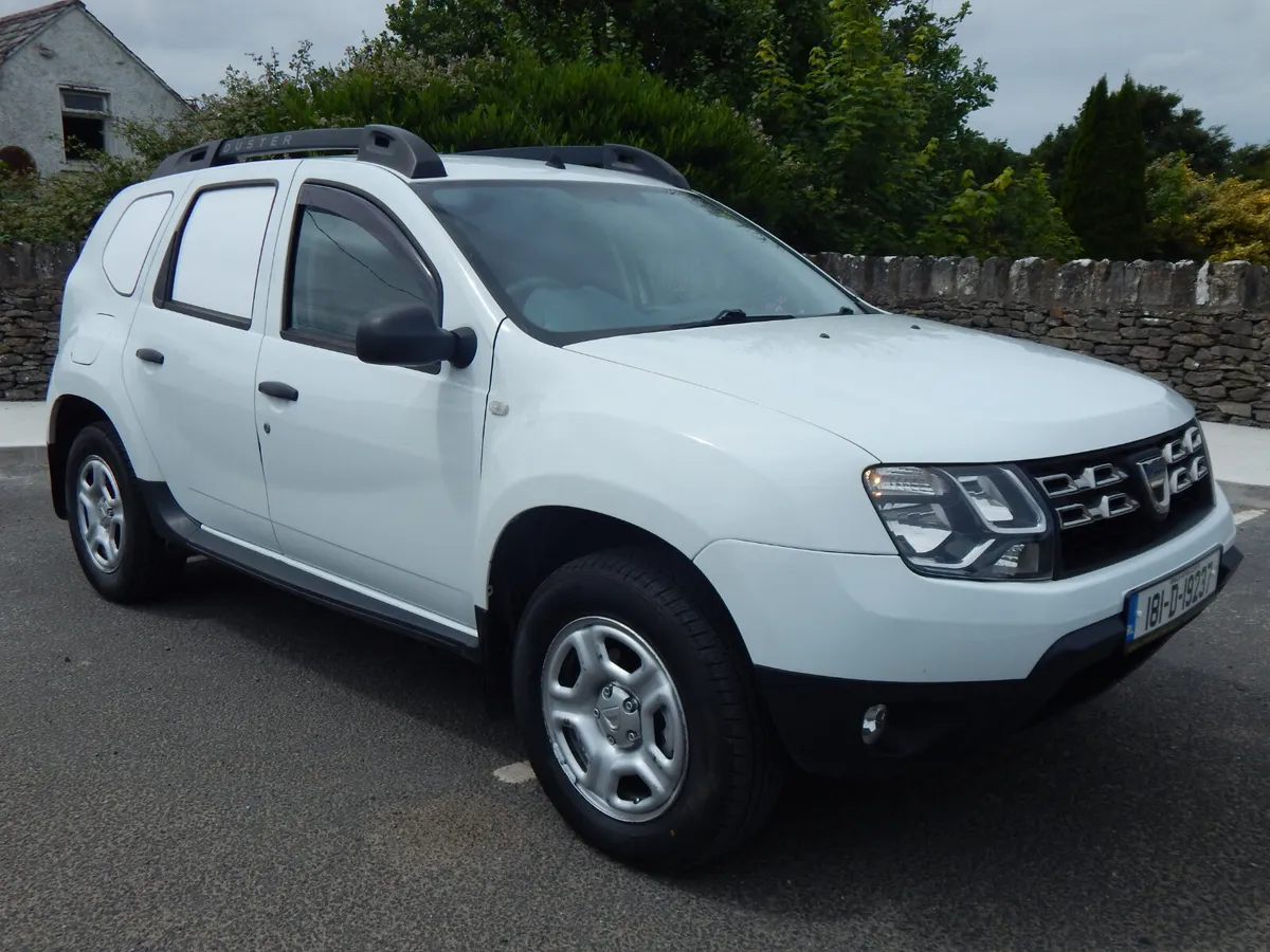 2018 Dacia Duster Comm CVRT 05/25 vat inv - Image 1